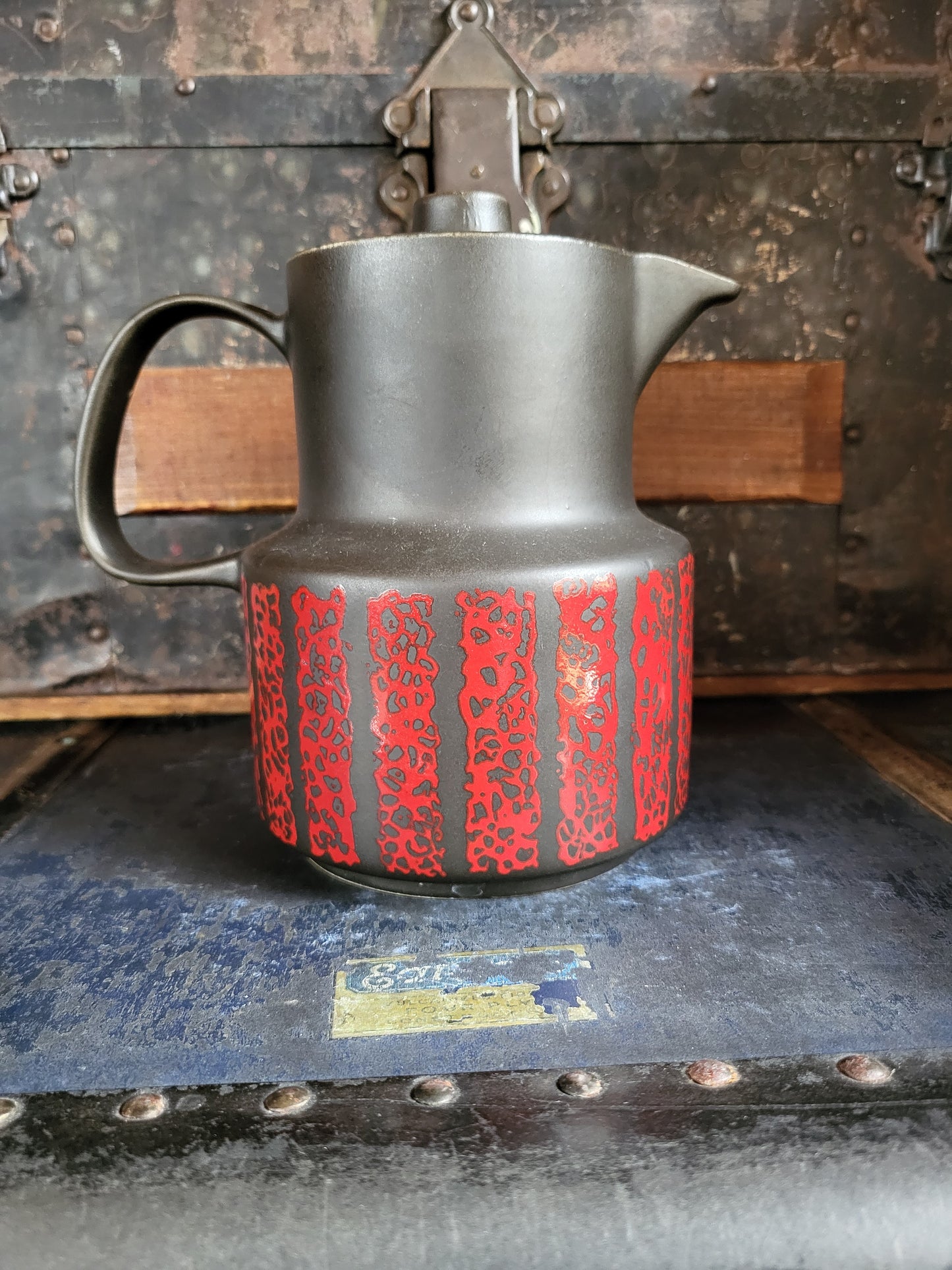 Melitta Mid Century Modern Geometric Tea Set for Four